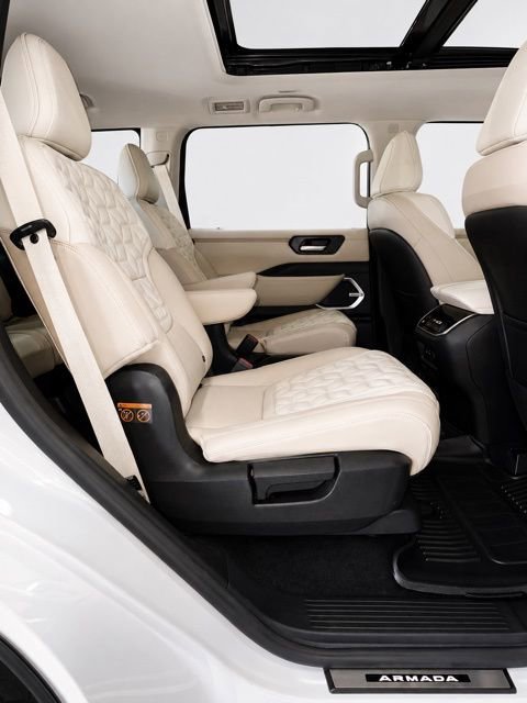Used 2025 Nissan Armada Platinum AWD/4WD image 16