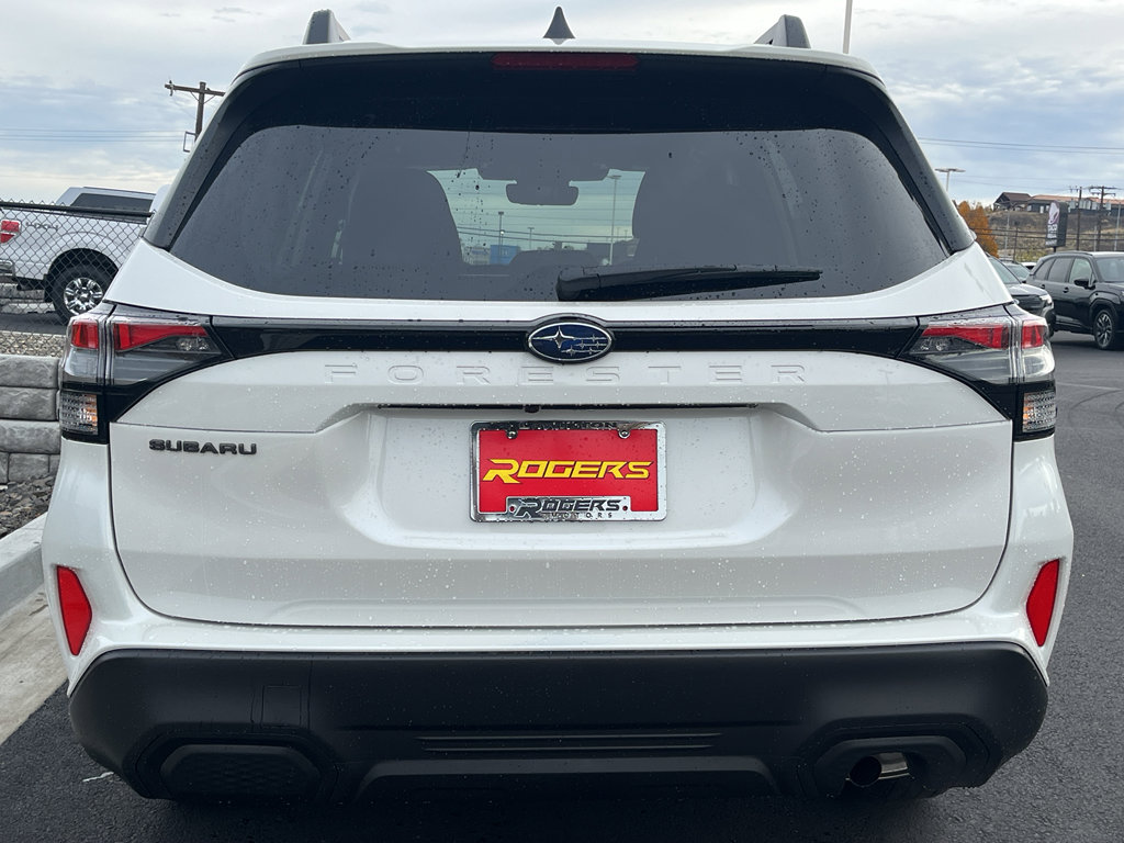 New 2025 Subaru Forester Premium image 4