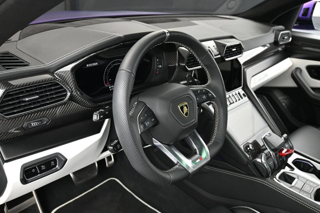 Used 2024 Lamborghini Urus S AWD/4WD image 17