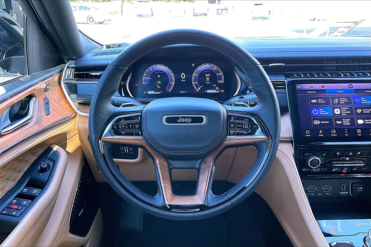 Certified 2025 Jeep Grand Cherokee L Summit image 10