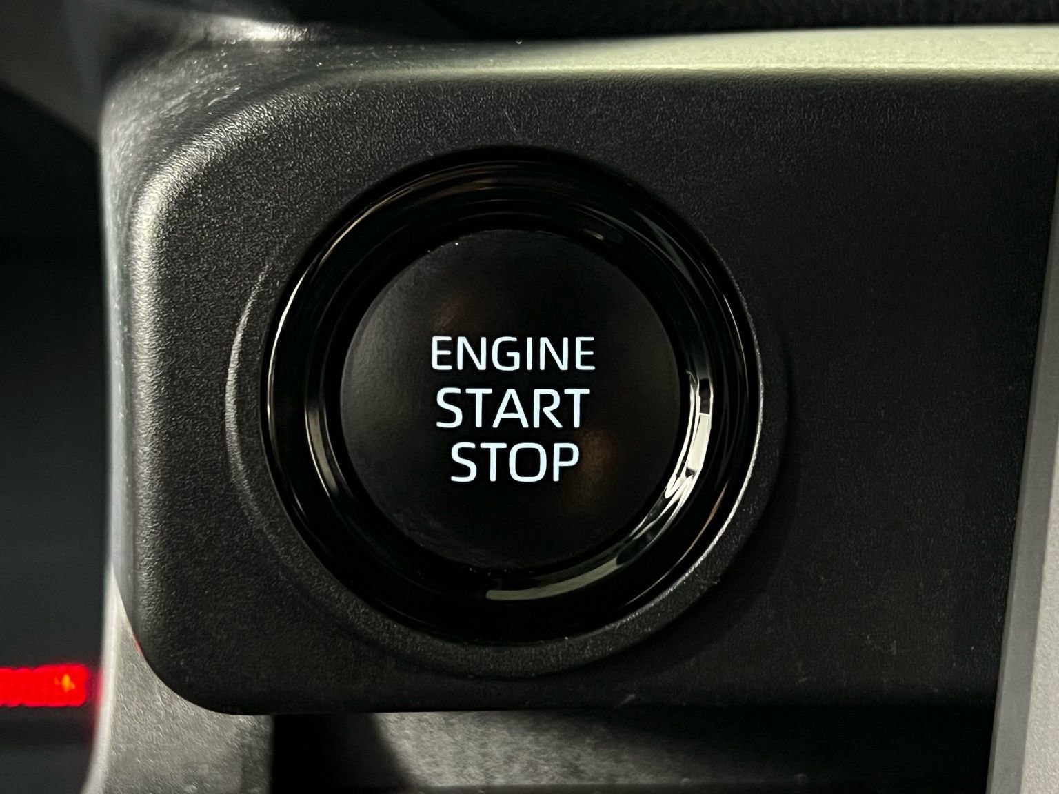 Certified 2024 Toyota Tacoma SR5 image 21