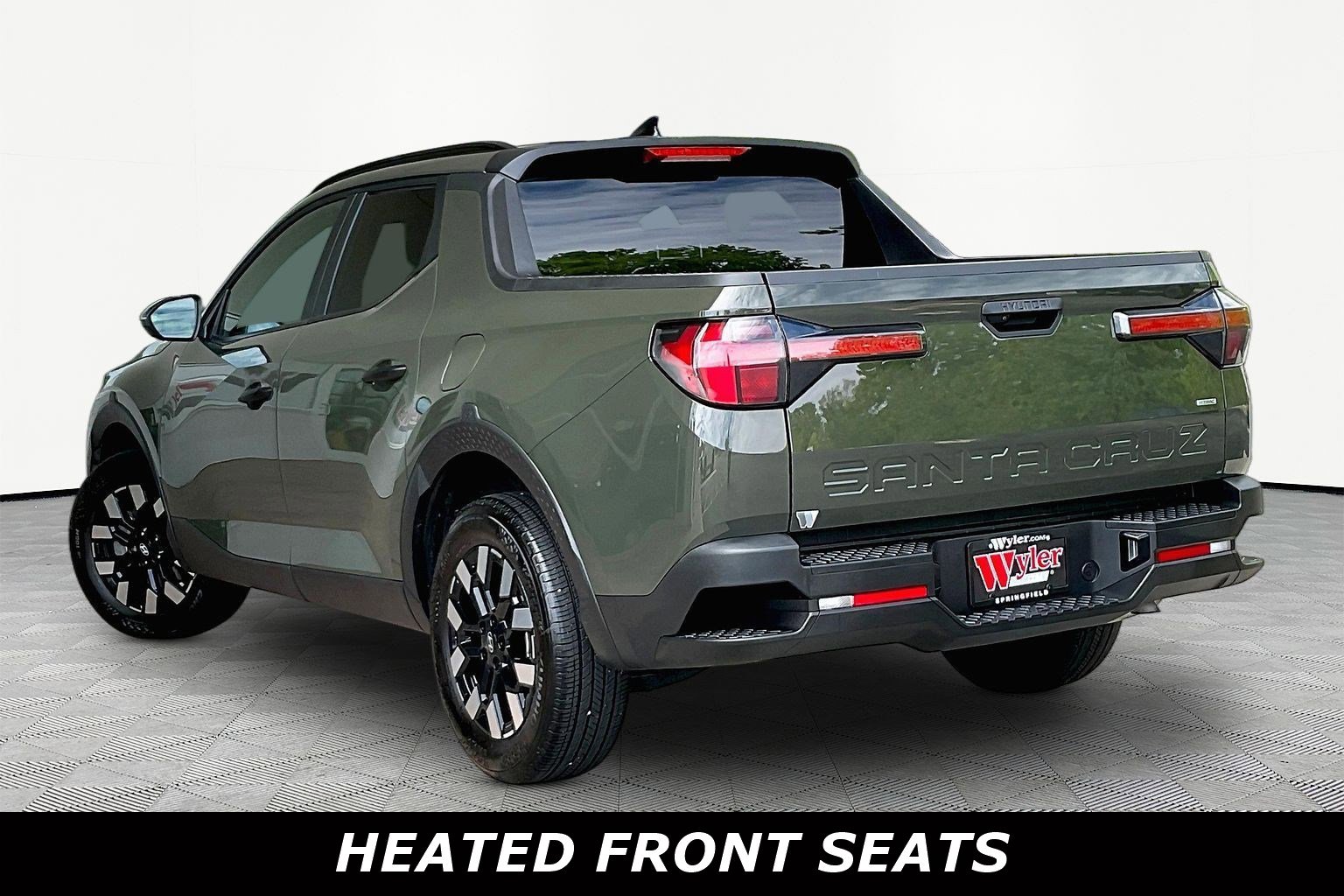 Used 2025 Hyundai Santa Cruz SEL AWD/4WD image 4
