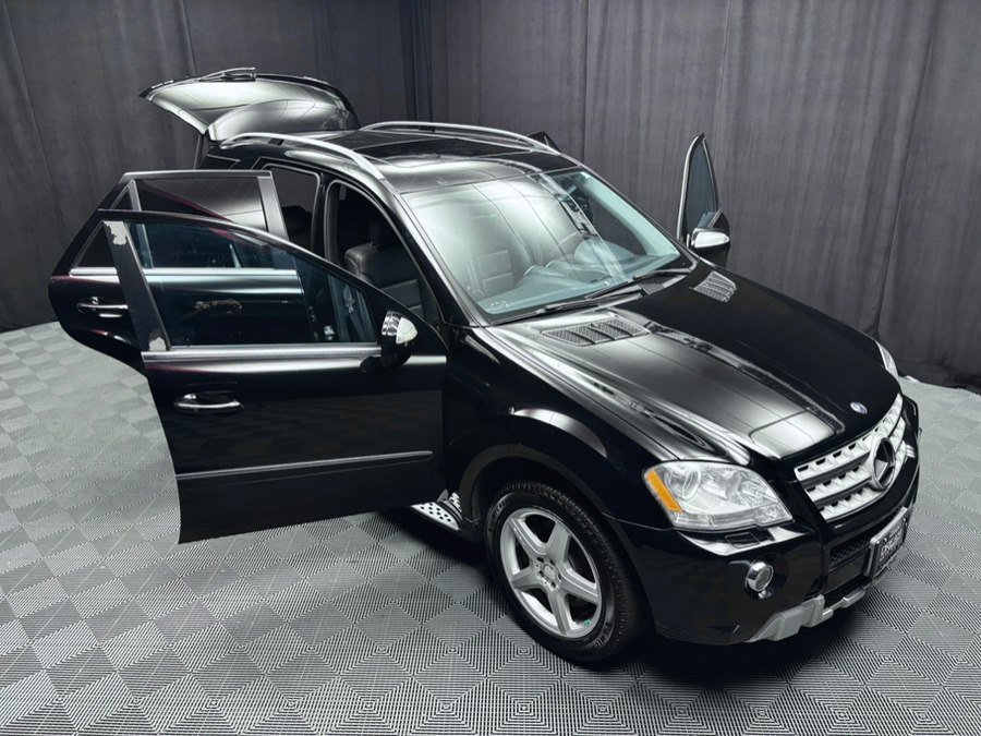 Used 2010 Mercedes-Benz ML 550 4MATIC image 21