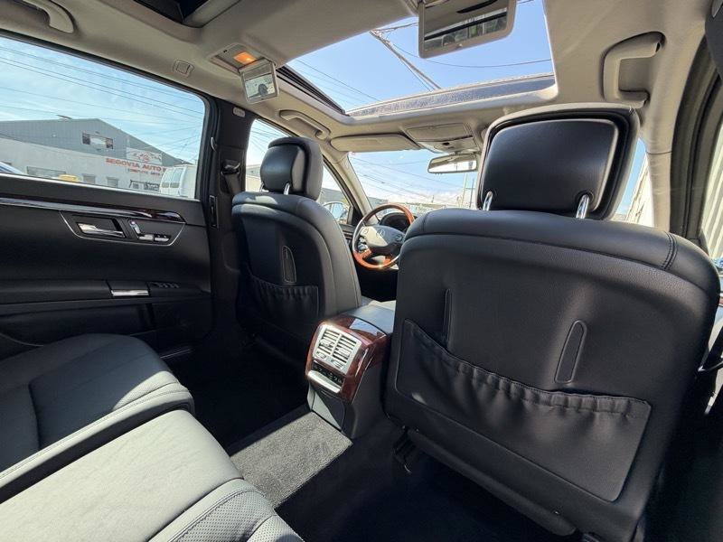 Used 2007 Mercedes-Benz S 550 image 30