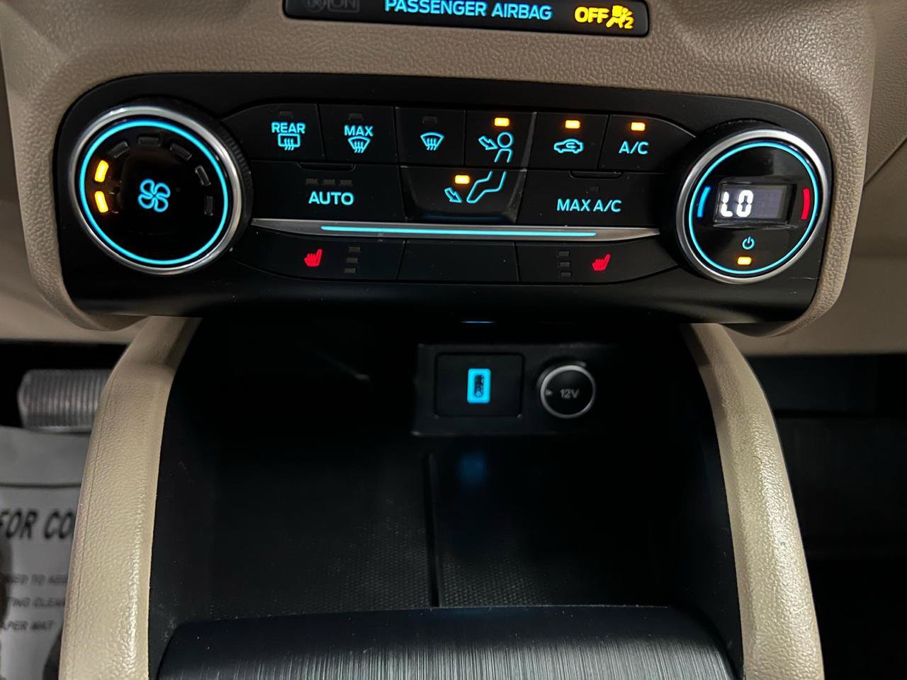 Used 2020 Ford Escape SE FWD image 23