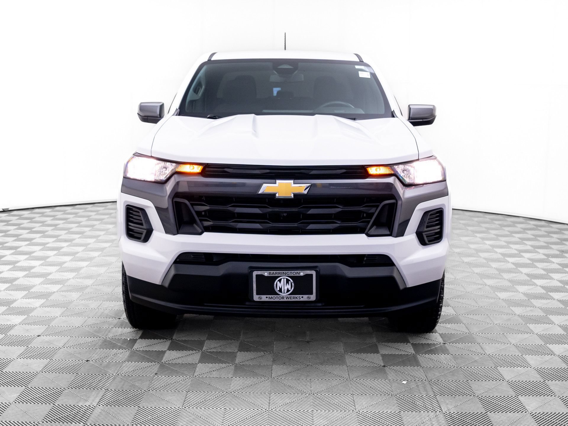 Used 2024 Chevrolet Colorado LT RWD image 9