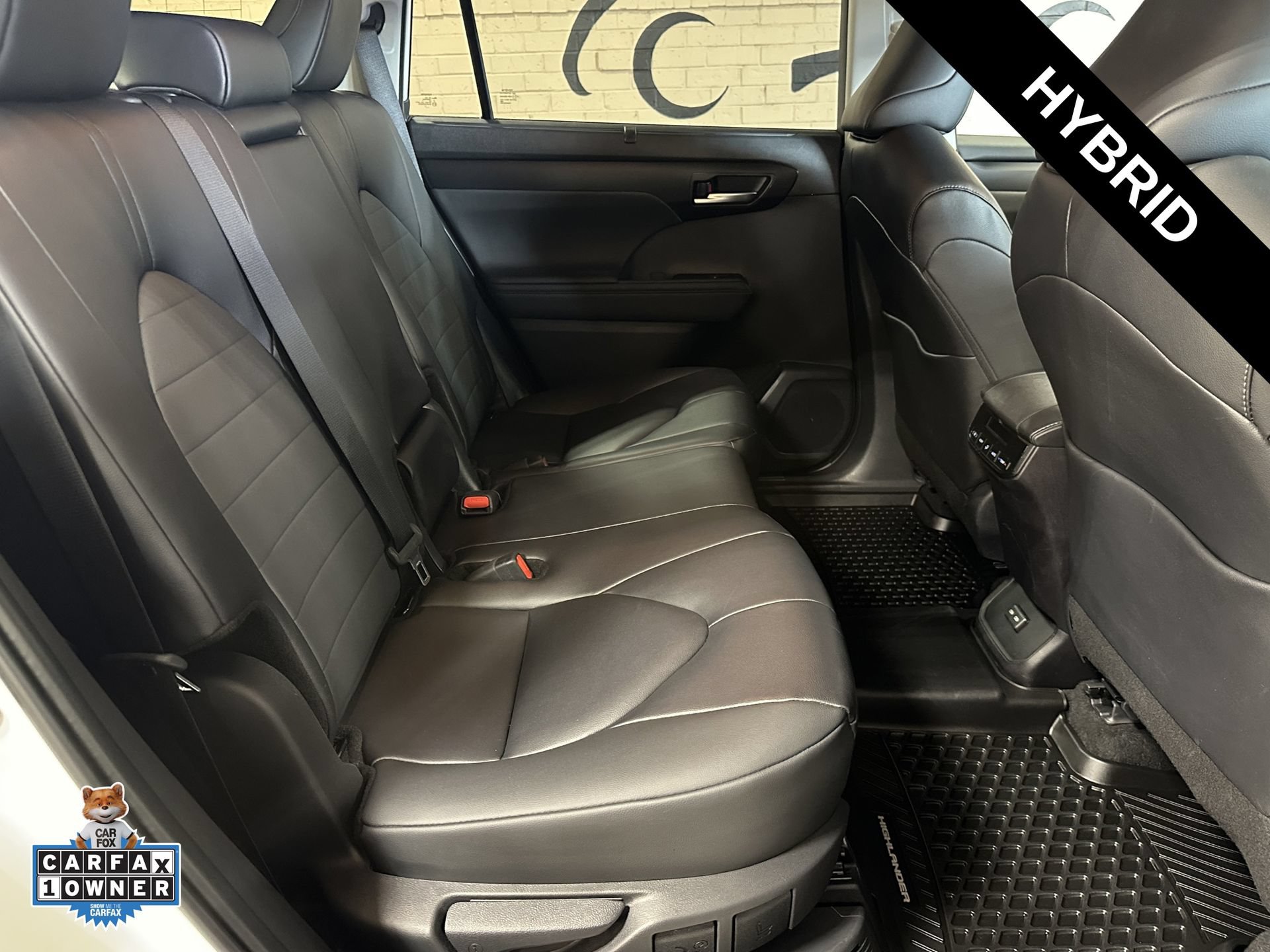 Used 2025 Toyota Highlander XLE AWD/4WD image 20