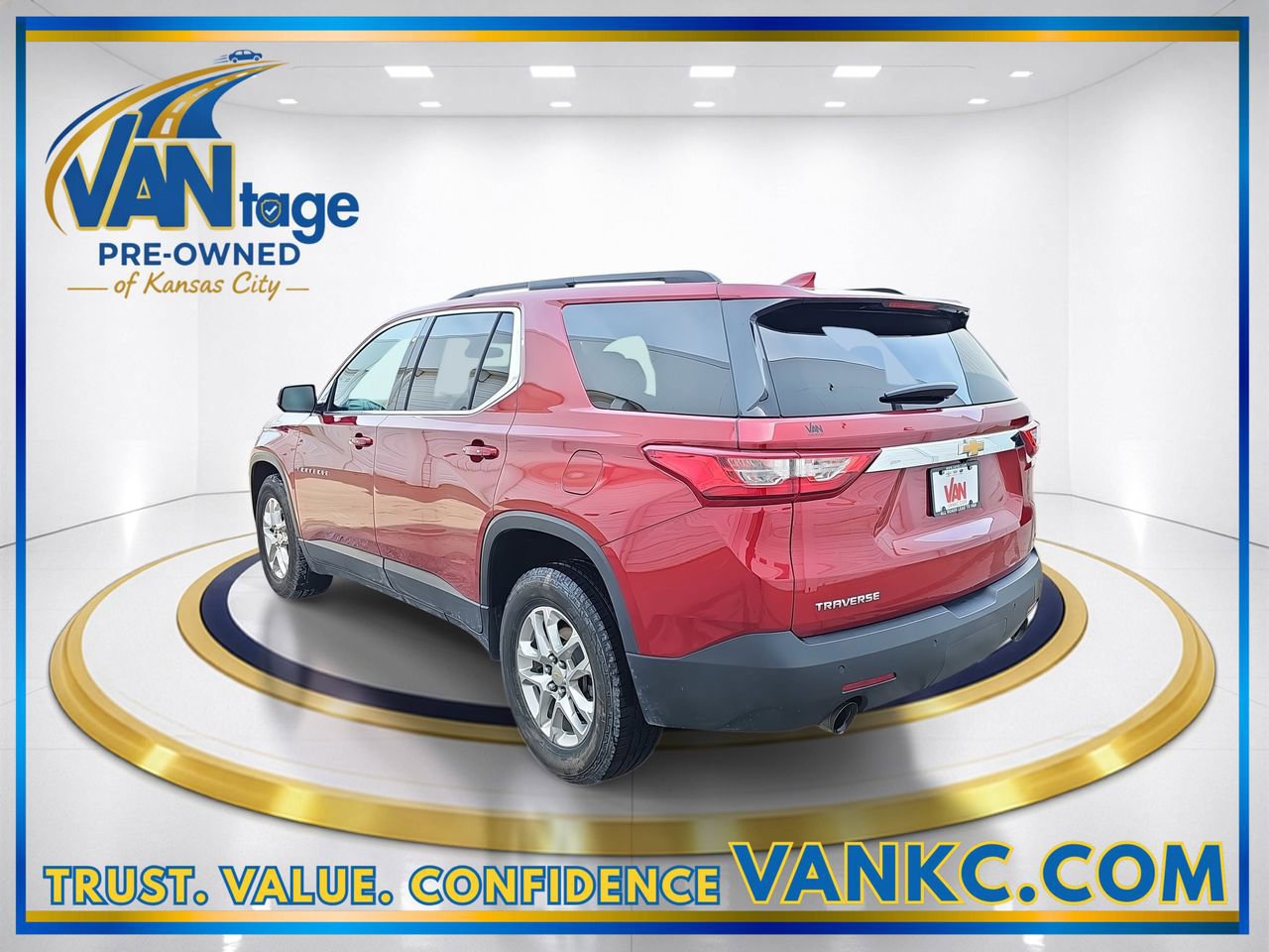 Used 2020 Chevrolet Traverse LT image 9