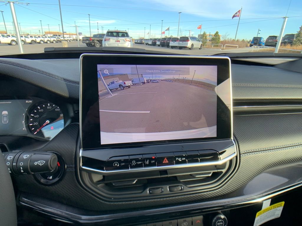 New 2026 Jeep Compass Limited image 21