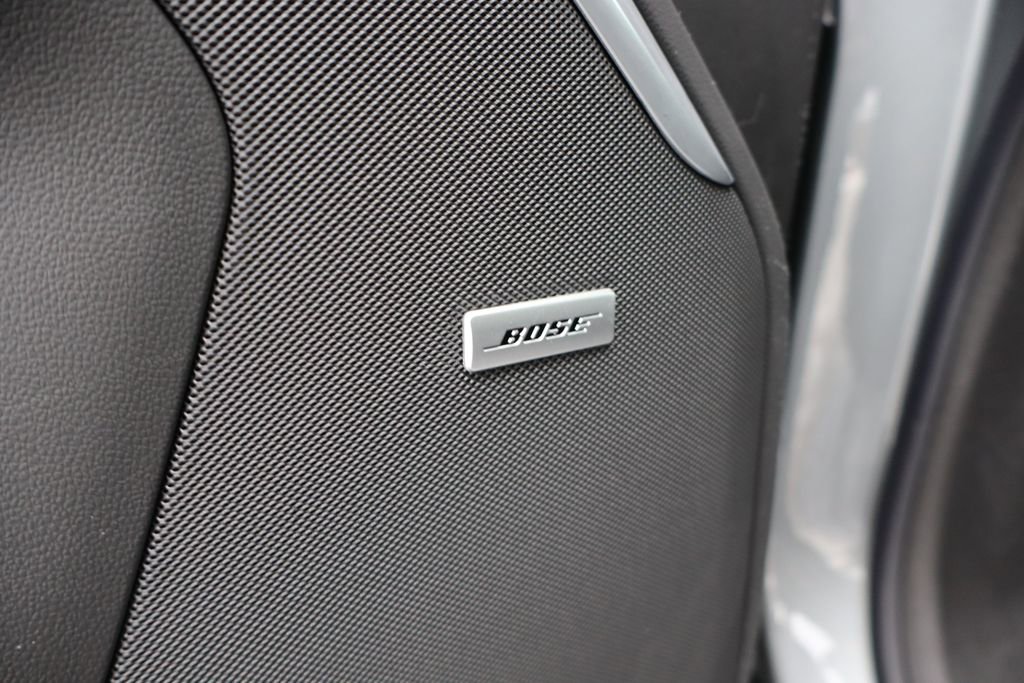 New 2026 Chevrolet Suburban High Country image 11