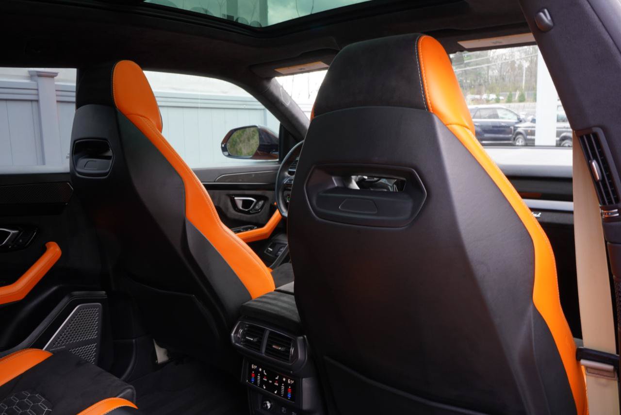 Used 2022 Lamborghini Urus AWD/4WD image 57