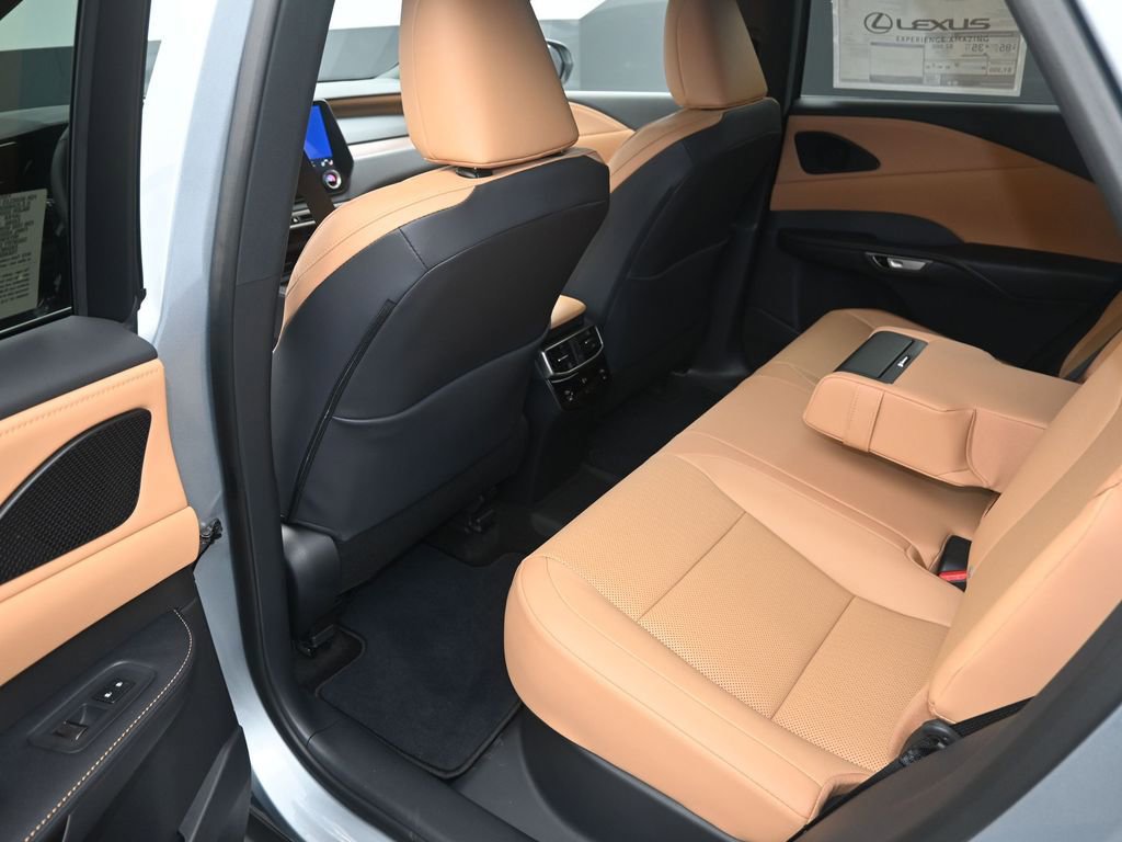 New 2026 Lexus RX 450h AWD image 11