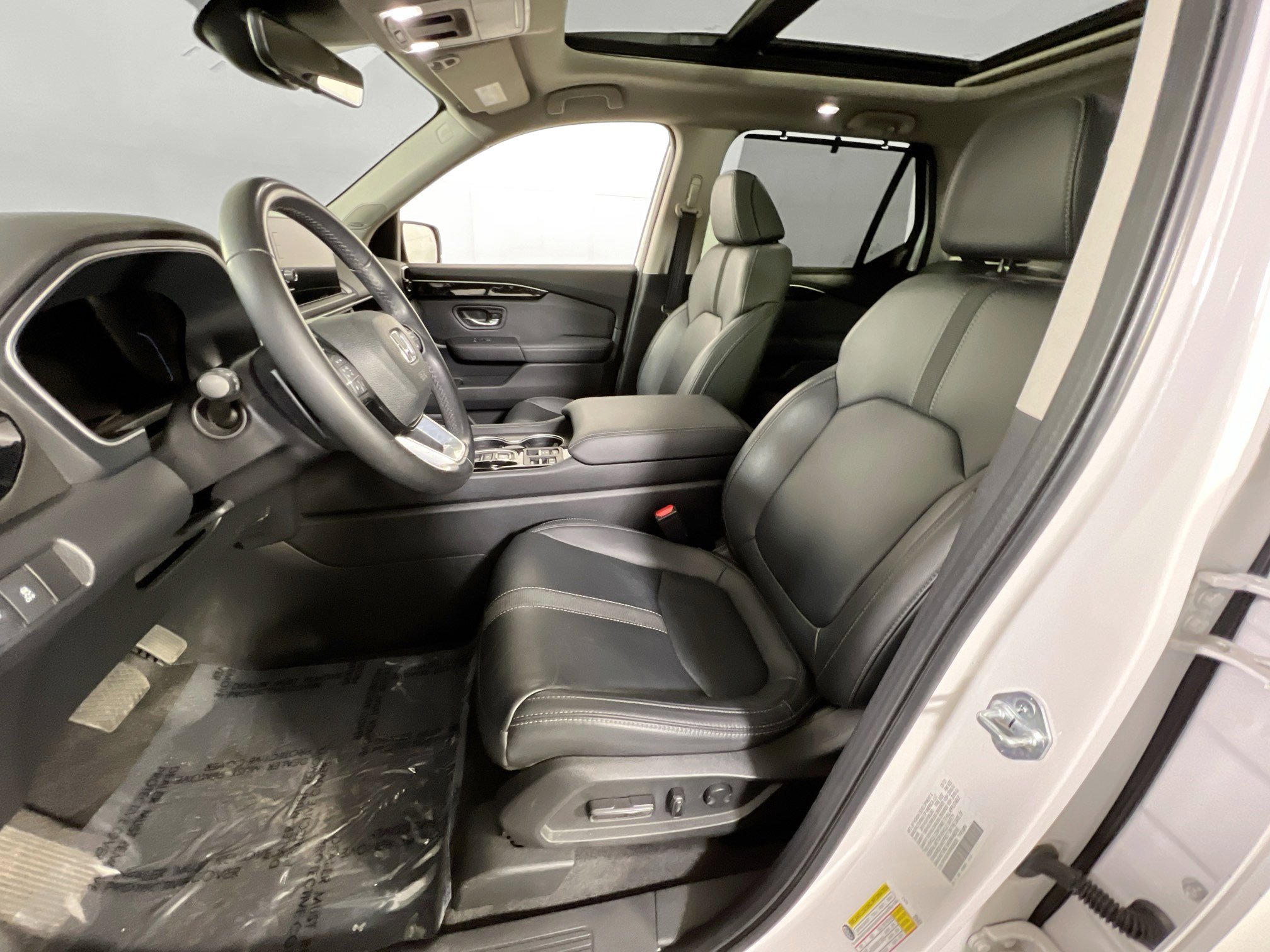 Used 2023 Honda Pilot Touring image 21