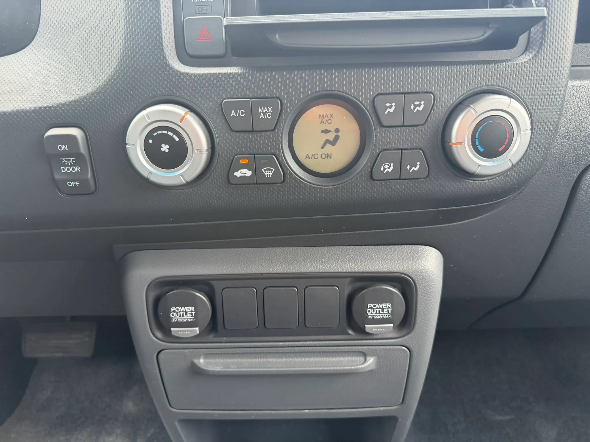 Used 2008 Honda Ridgeline RTX image 17