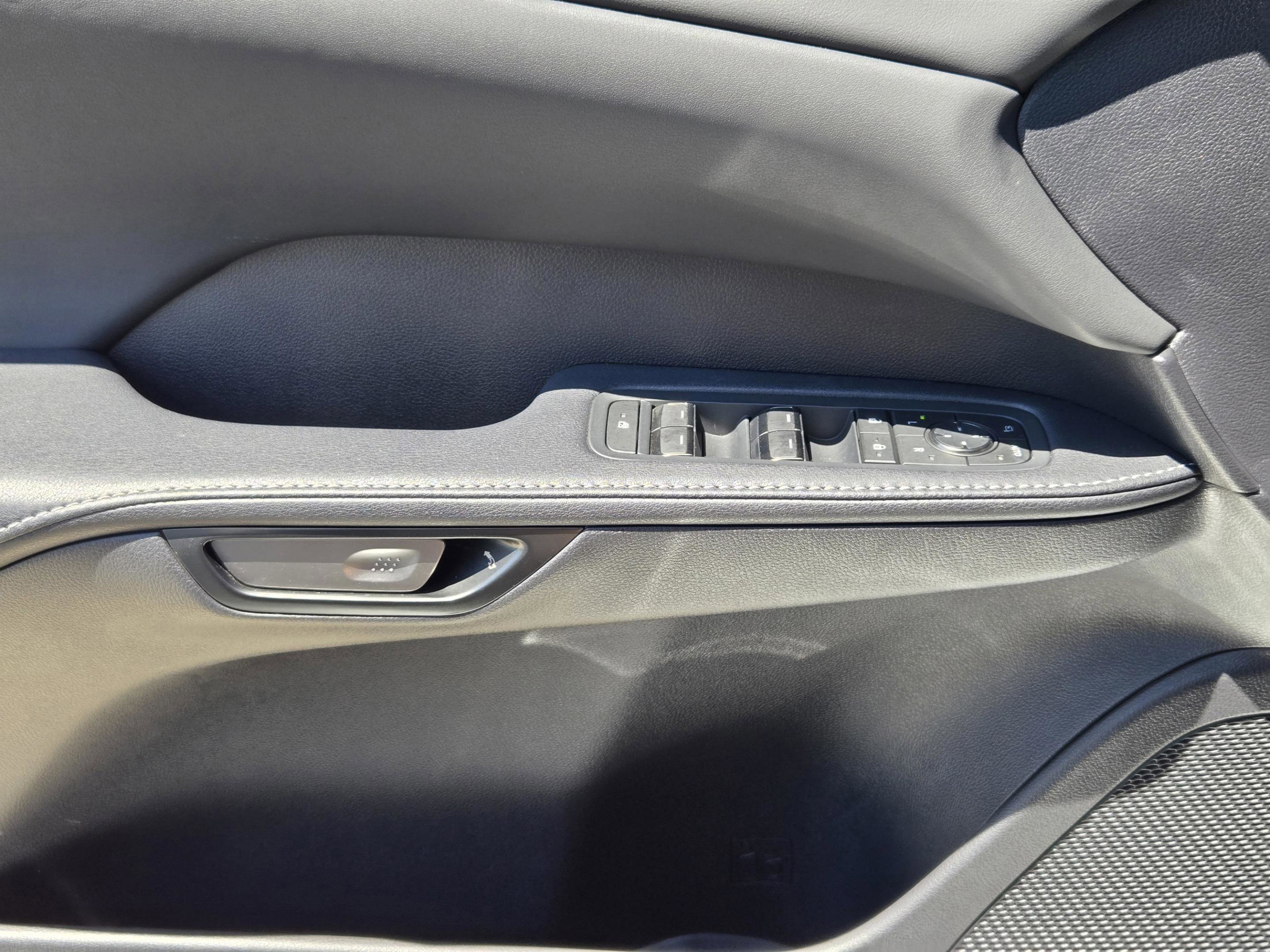Used 2024 Lexus RX 350 Premium w/ Accessory Package (Z1) FWD image 19