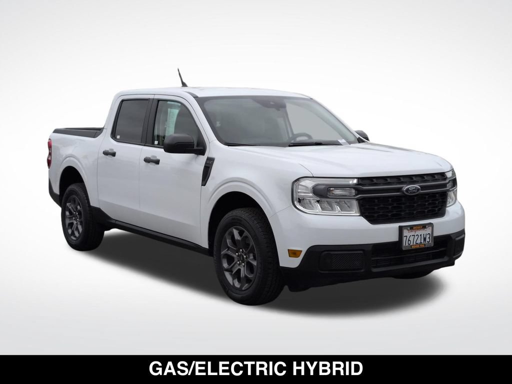 Used 2023 Ford Maverick XLT FWD image 2