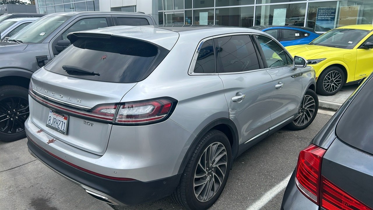 Used 2019 Lincoln Nautilus Reserve image 2