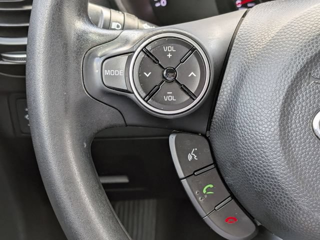 Used 2016 Kia Soul FWD image 21