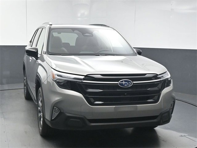 New 2025 Subaru Forester Touring image 2