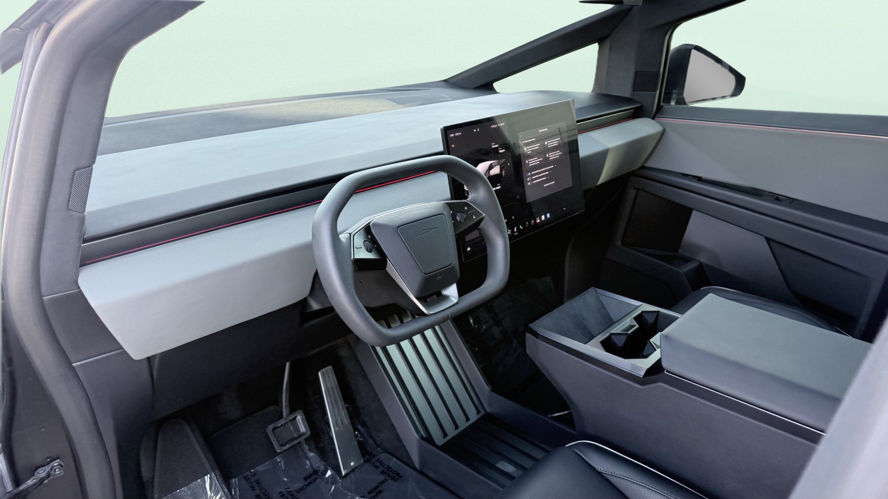 Used 2024 Tesla Cybertruck AWD Crew Cab image 22