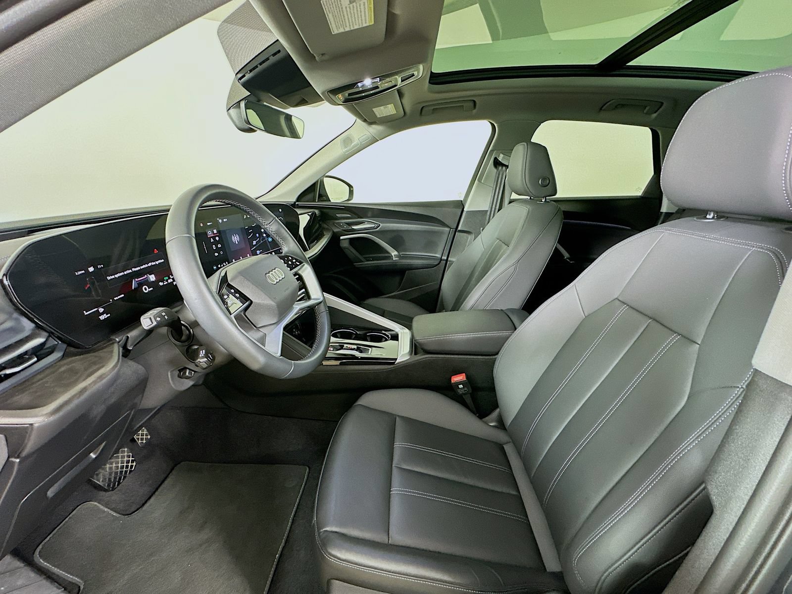 Used 2025 Audi Q5 Premium Plus w/ Premium Plus AWD/4WD image 32