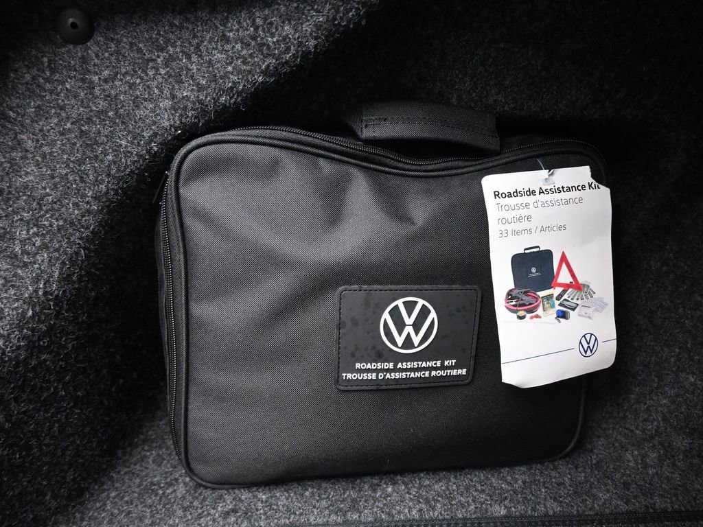 Used 2021 Volkswagen Jetta SEL Premium image 45