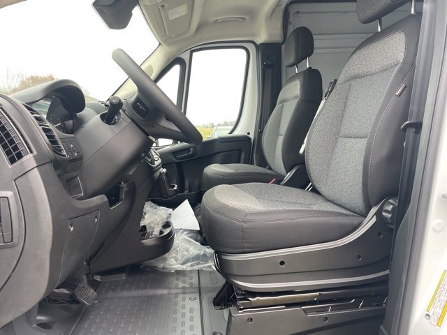 New 2026 RAM ProMaster 2500 w/ Convenience Group image 11