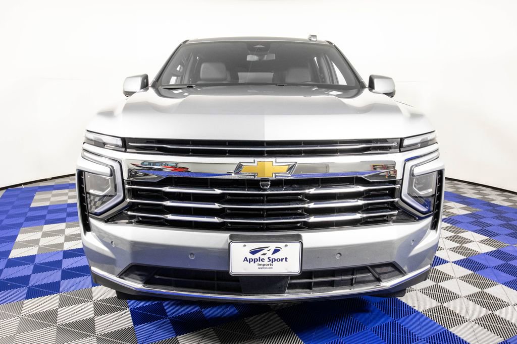 Used 2025 Chevrolet Tahoe LT AWD/4WD image 2
