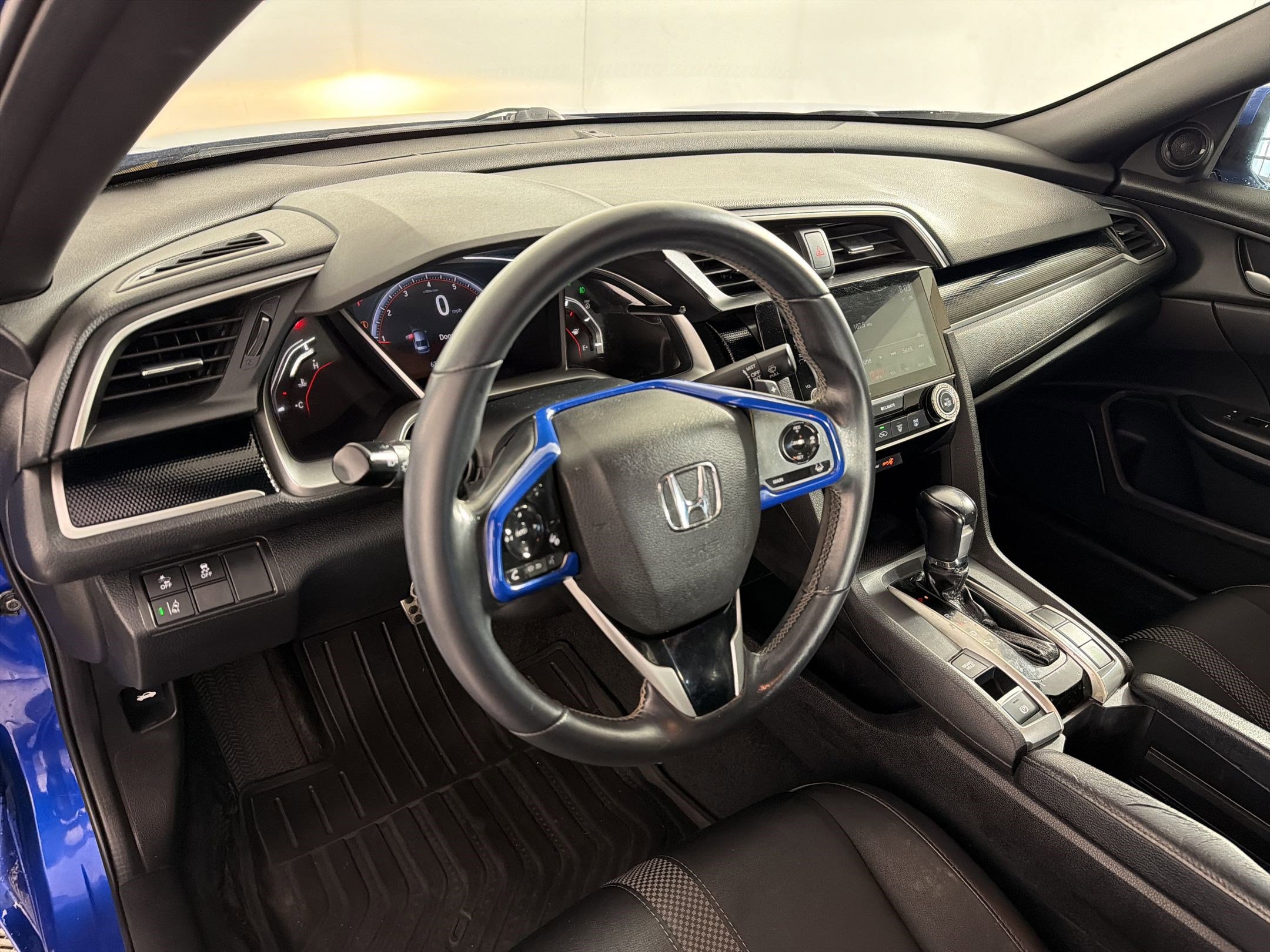 Used 2020 Honda Civic Sport image 4