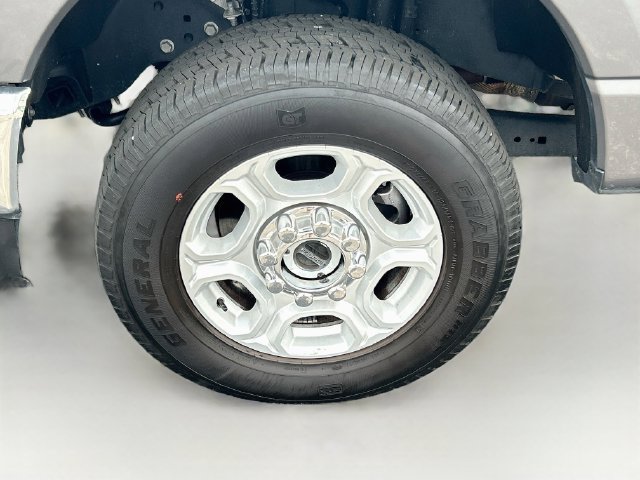 Certified 2025 Ford F250 XLT AWD/4WD image 36