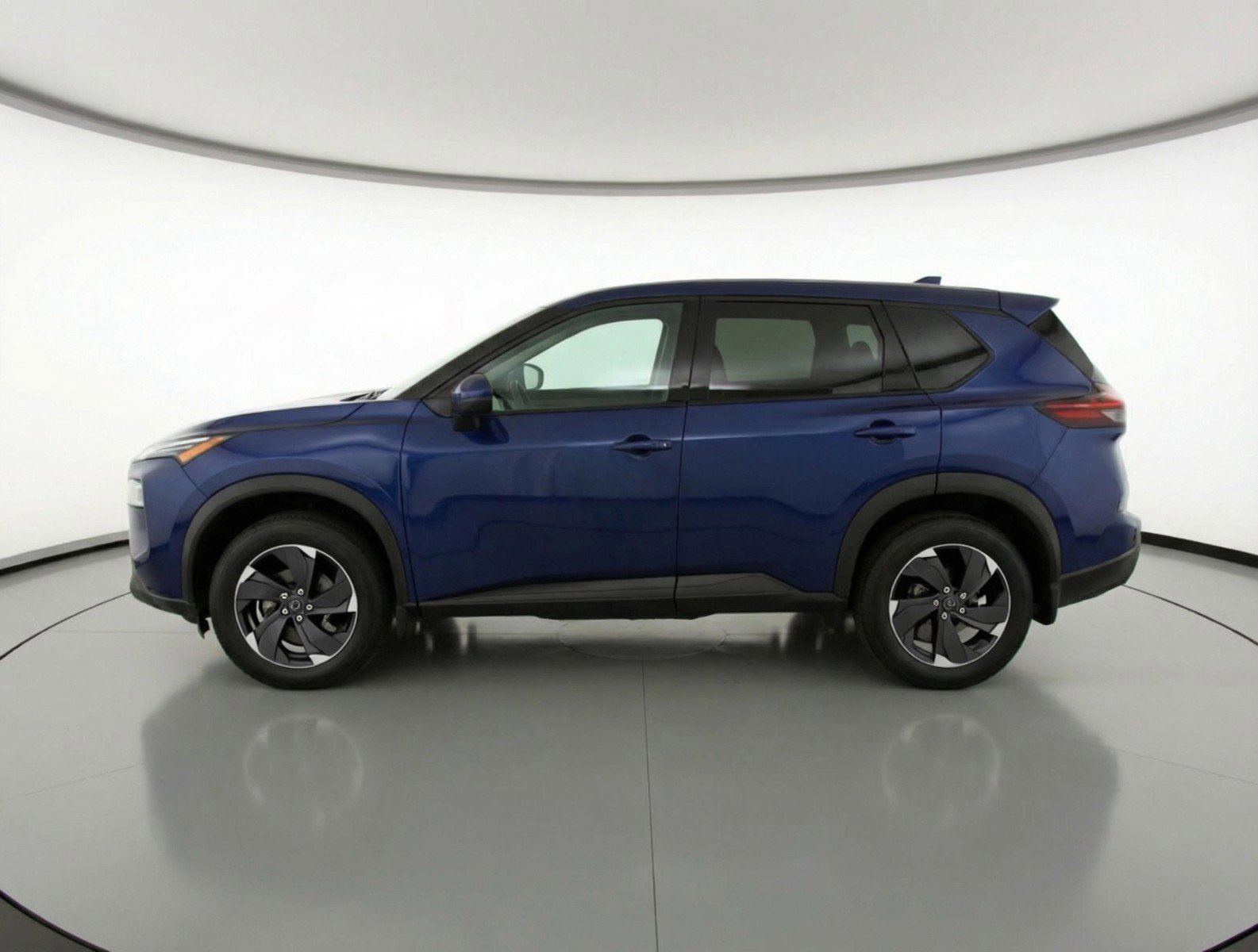 Used 2025 Nissan Rogue SV FWD image 5