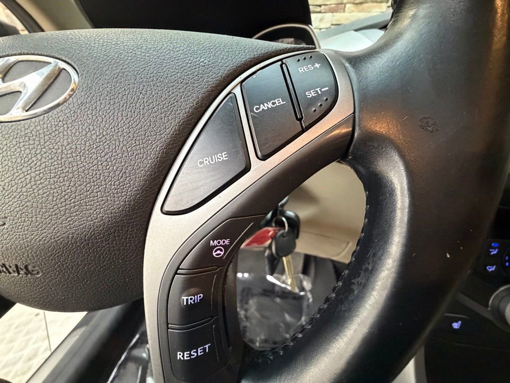 Used 2014 Hyundai Elantra Limited FWD image 23
