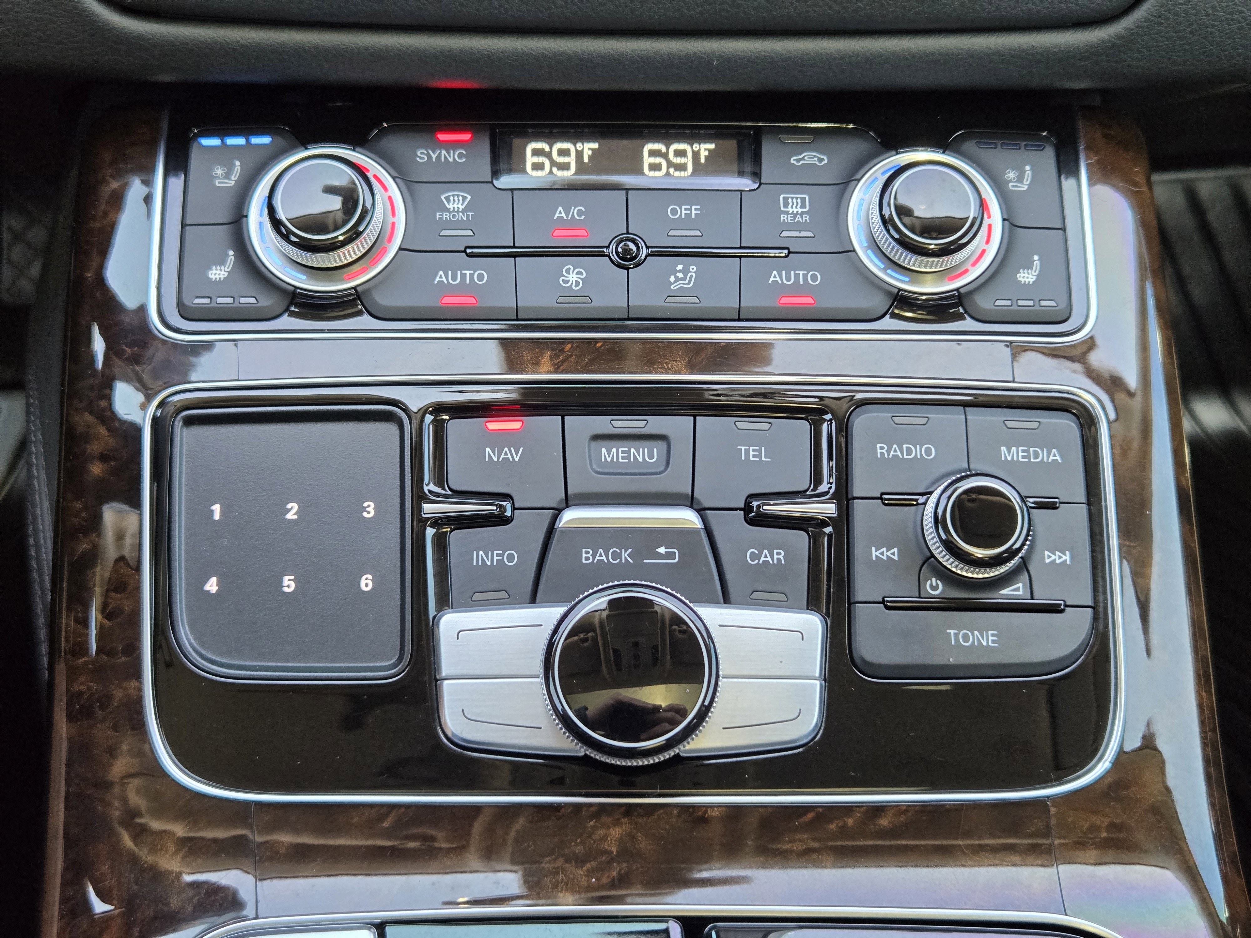 Used 2015 Audi A8 L 4.0T w/ Premium Package image 29