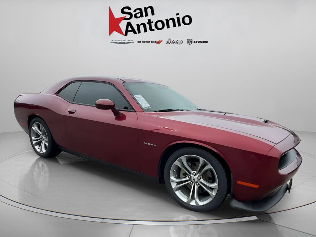 Used 2022 Dodge Challenger R/T RWD image 17