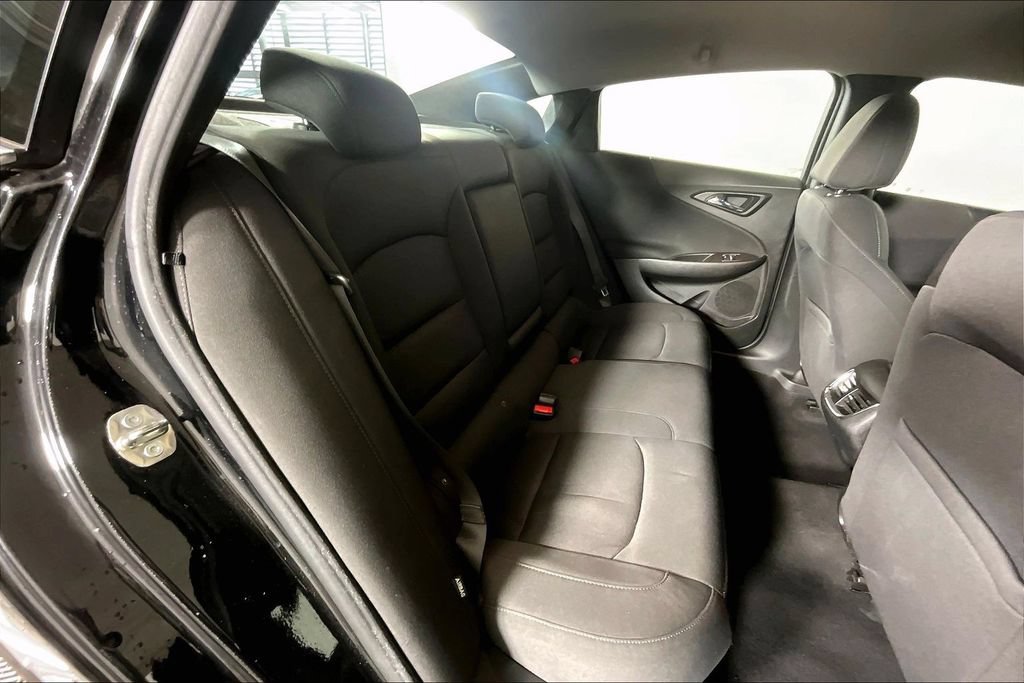 Used 2020 Chevrolet Malibu LT FWD image 23