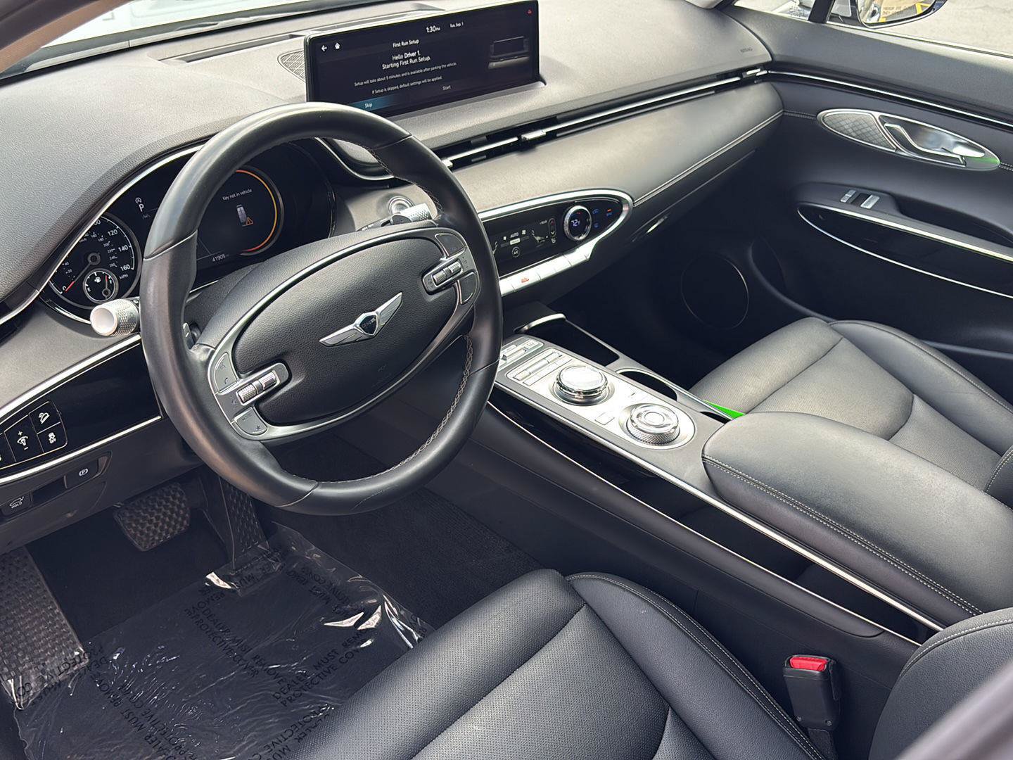 Used 2025 Genesis GV70 2.5T AWD/4WD image 13