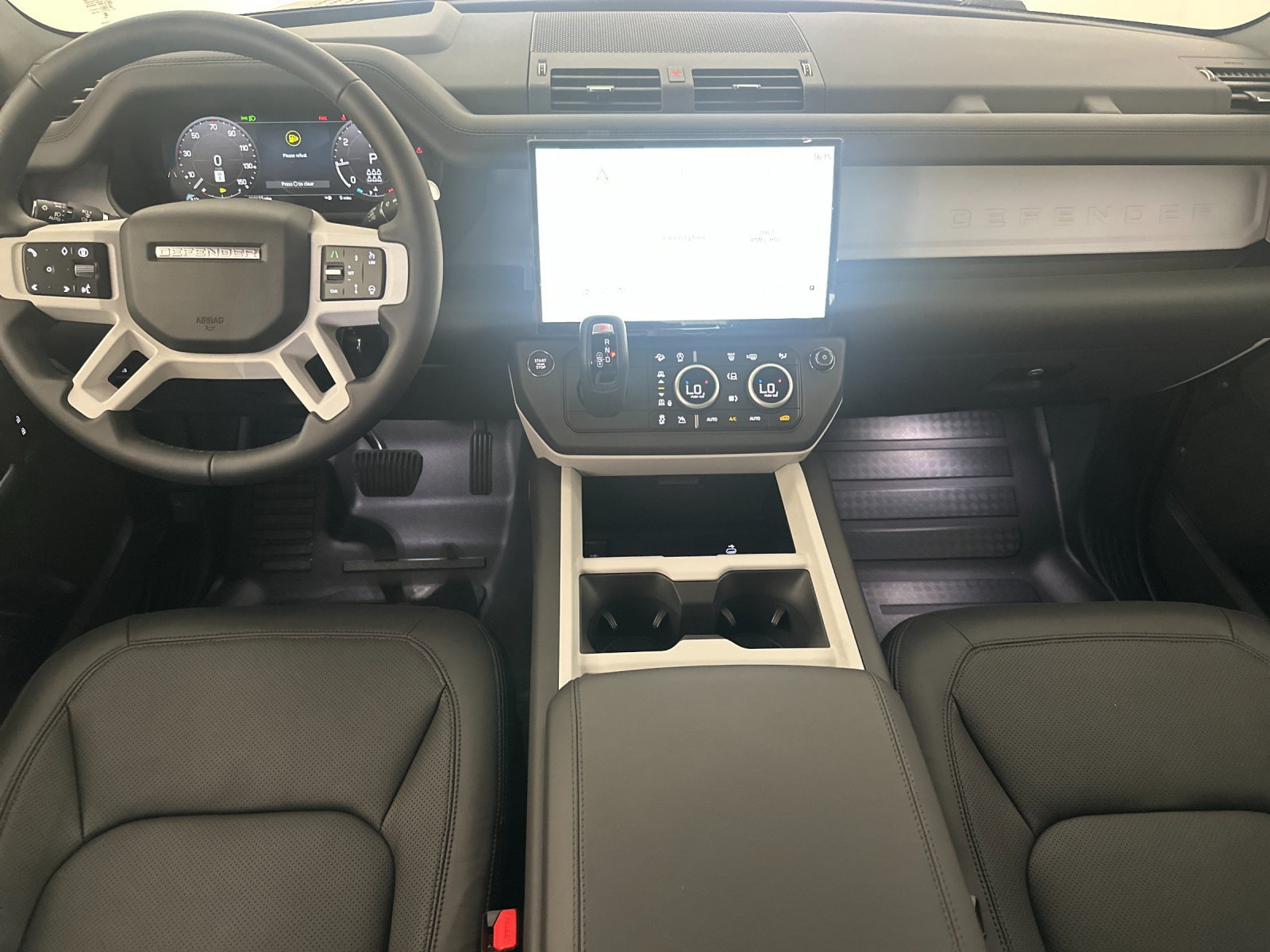 New 2026 Land Rover Defender 130 X-Dynamic SE AWD/4WD image 13