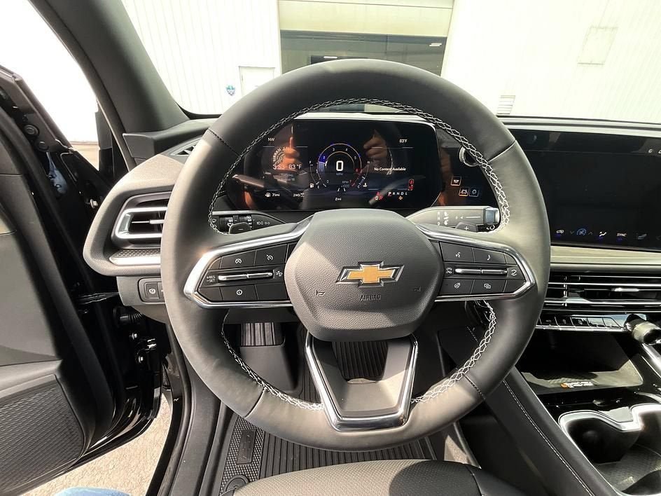 New 2027 Chevrolet Traverse LT w/ Driver Confidence Package AWD/4WD image 19