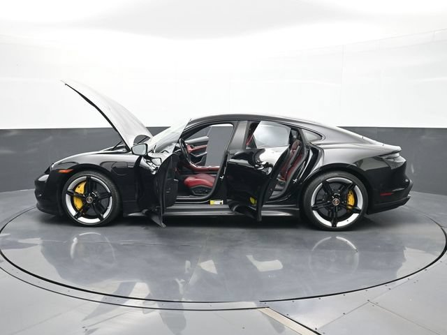 Certified 2020 Porsche Taycan Turbo S AWD/4WD image 30