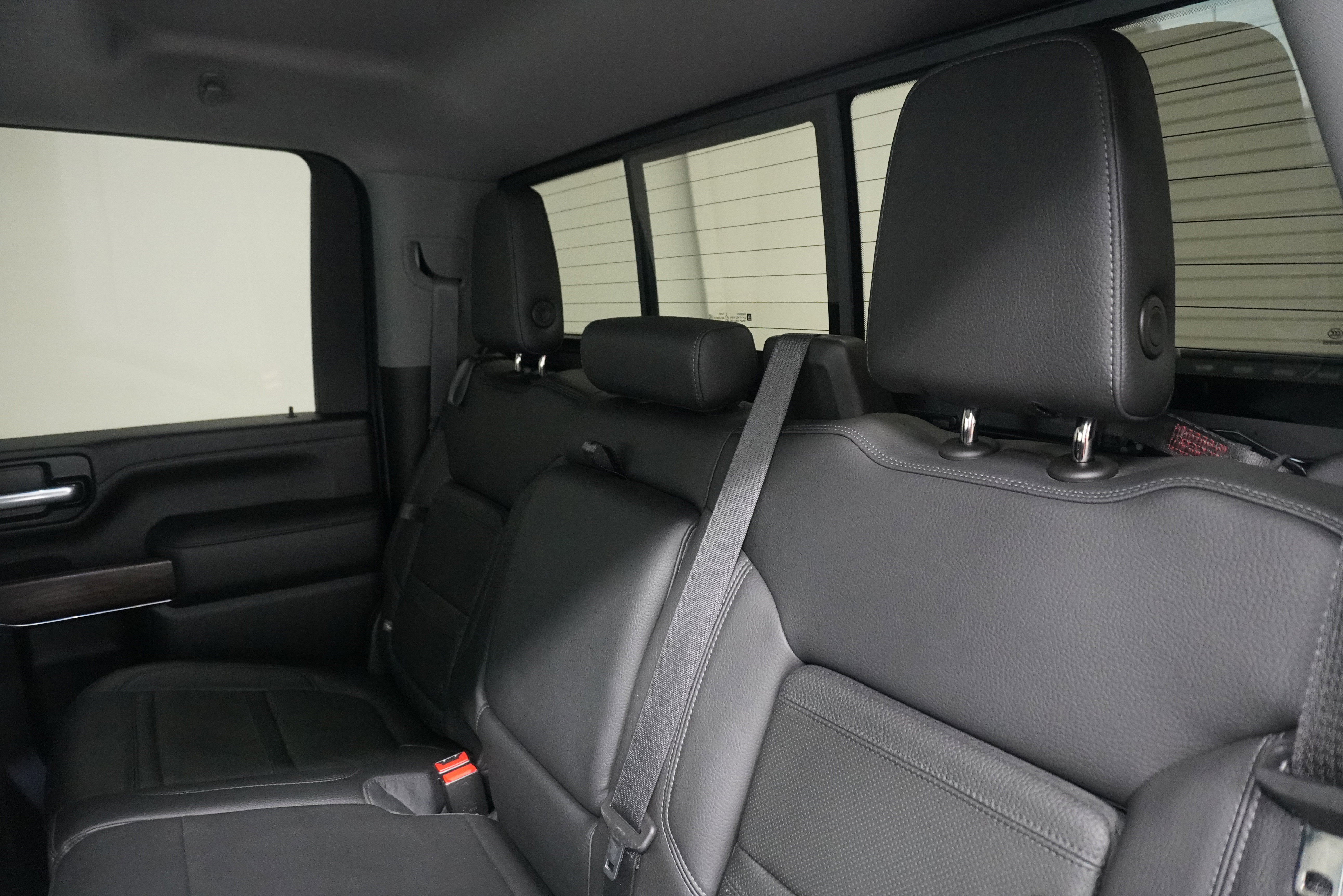 Used 2021 GMC Sierra 2500 Denali w/ Denali Ultimate Package AWD/4WD image 14