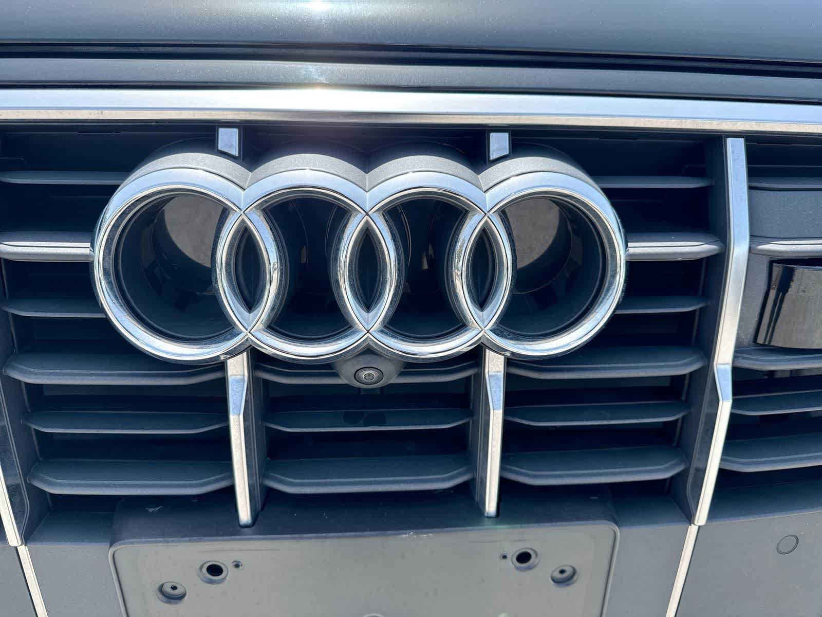 Used 2023 Audi Q7 3.0T Premium w/ Convenience Package AWD/4WD image 18