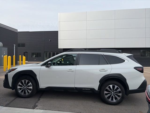 Certified 2023 Subaru Outback Limited image 7