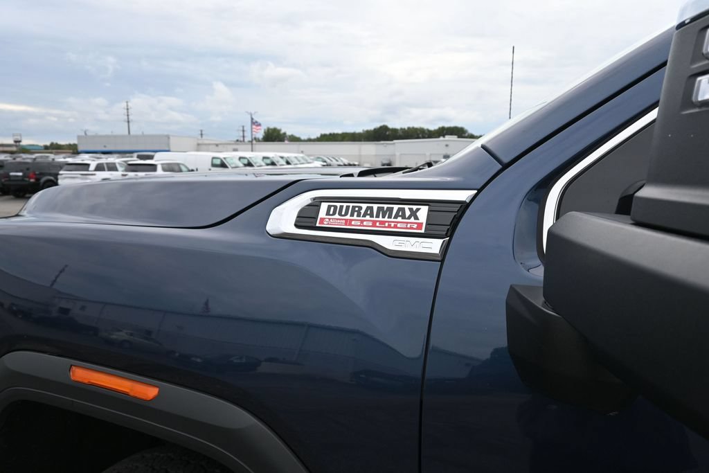 Used 2021 GMC Sierra 2500 SLT w/ SLT Premium Package AWD/4WD image 25