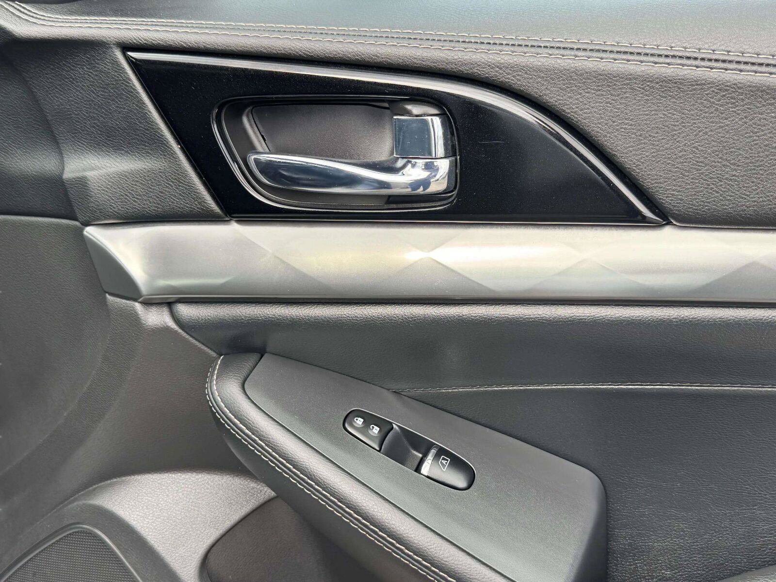 Used 2020 Nissan Maxima 3.5 SL w/ Floor Mat Group FWD image 51