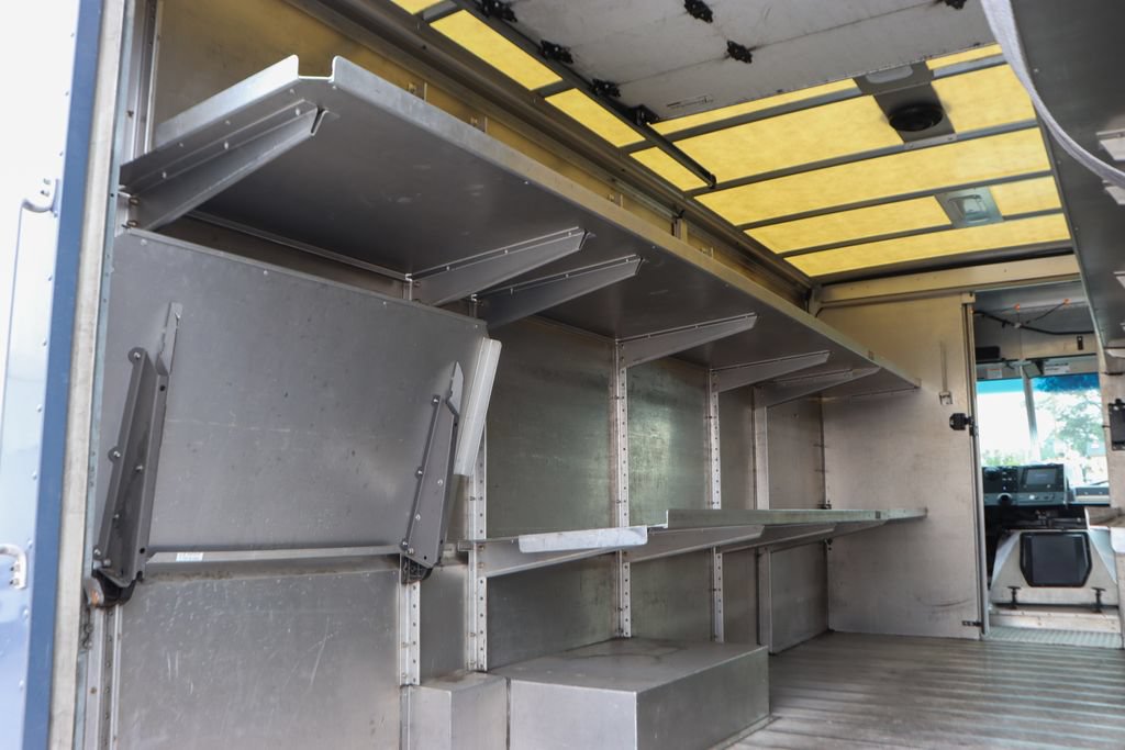 Used 2019 Ford E-450 and Econoline 450 Super Duty RWD image 10