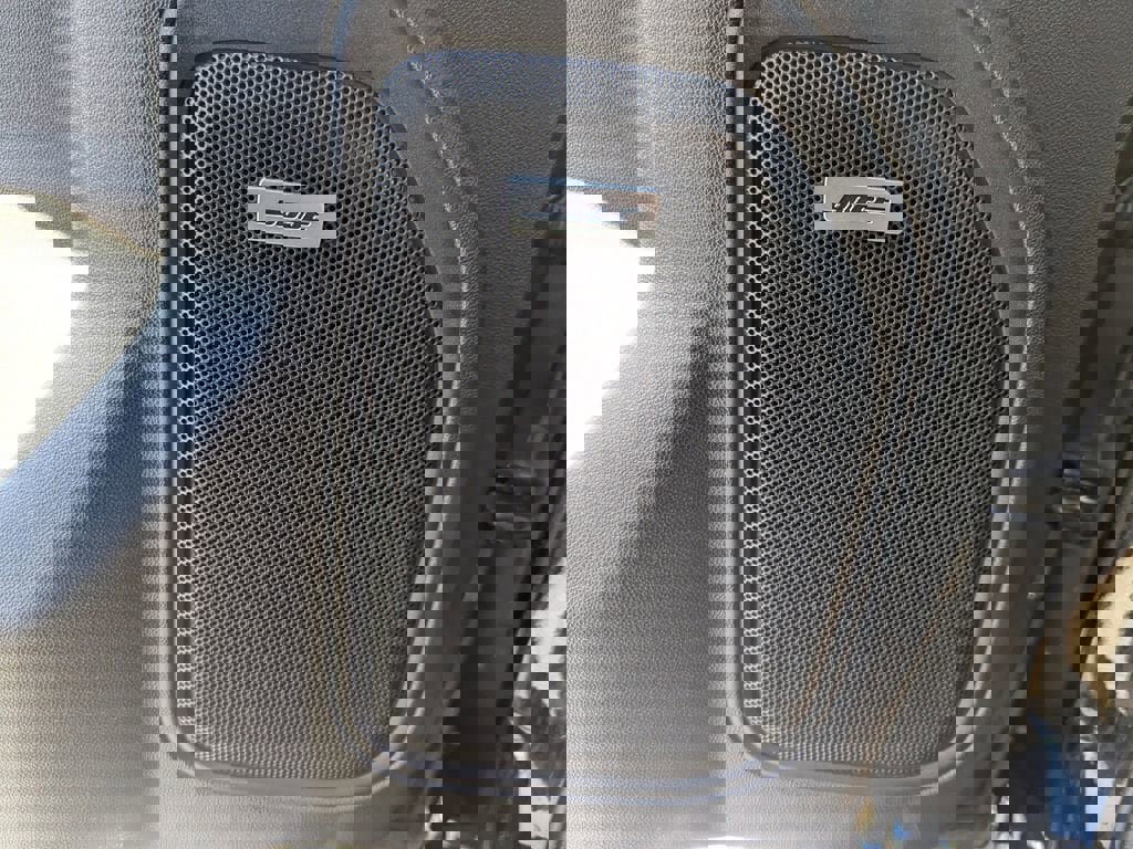 Used 2020 GMC Sierra 1500 AT4 w/ AT4 Premium Package image 16