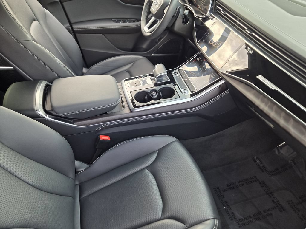 Certified 2023 Audi Q8 Premium Plus w/ Premium Plus Package AWD/4WD image 18