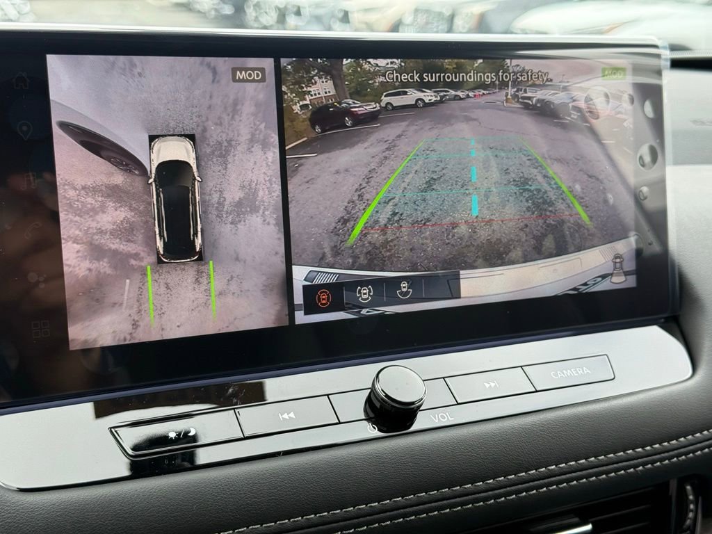 New 2026 Nissan Rogue Platinum image 10