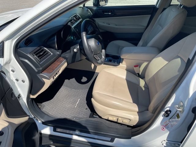 Used 2019 Subaru Outback 2.5i Limited AWD/4WD image 10