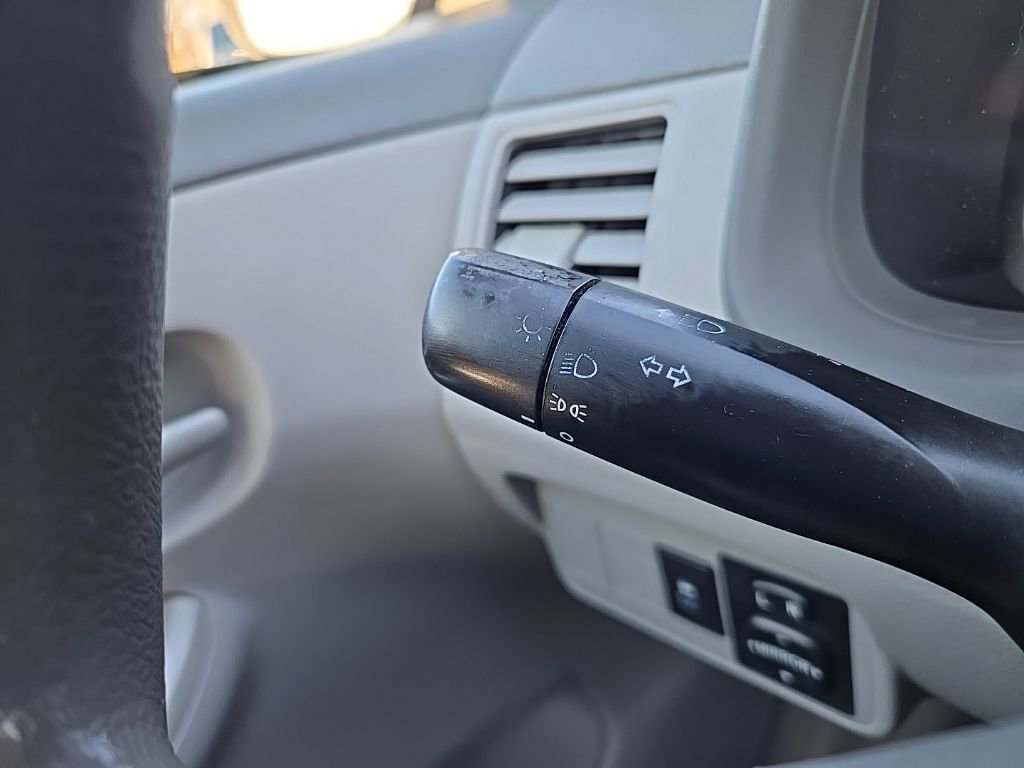 Used 2010 Toyota Corolla LE image 16